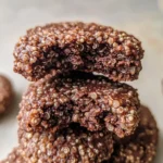 Crispy Quinoa Cacao Cookies (No-Bake!)